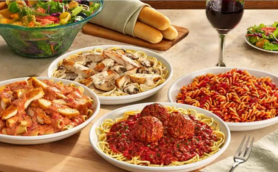 Olive Garden Create Your Own Pasta with spaghetti, fettuccine alfredo, marinara, and meatballs